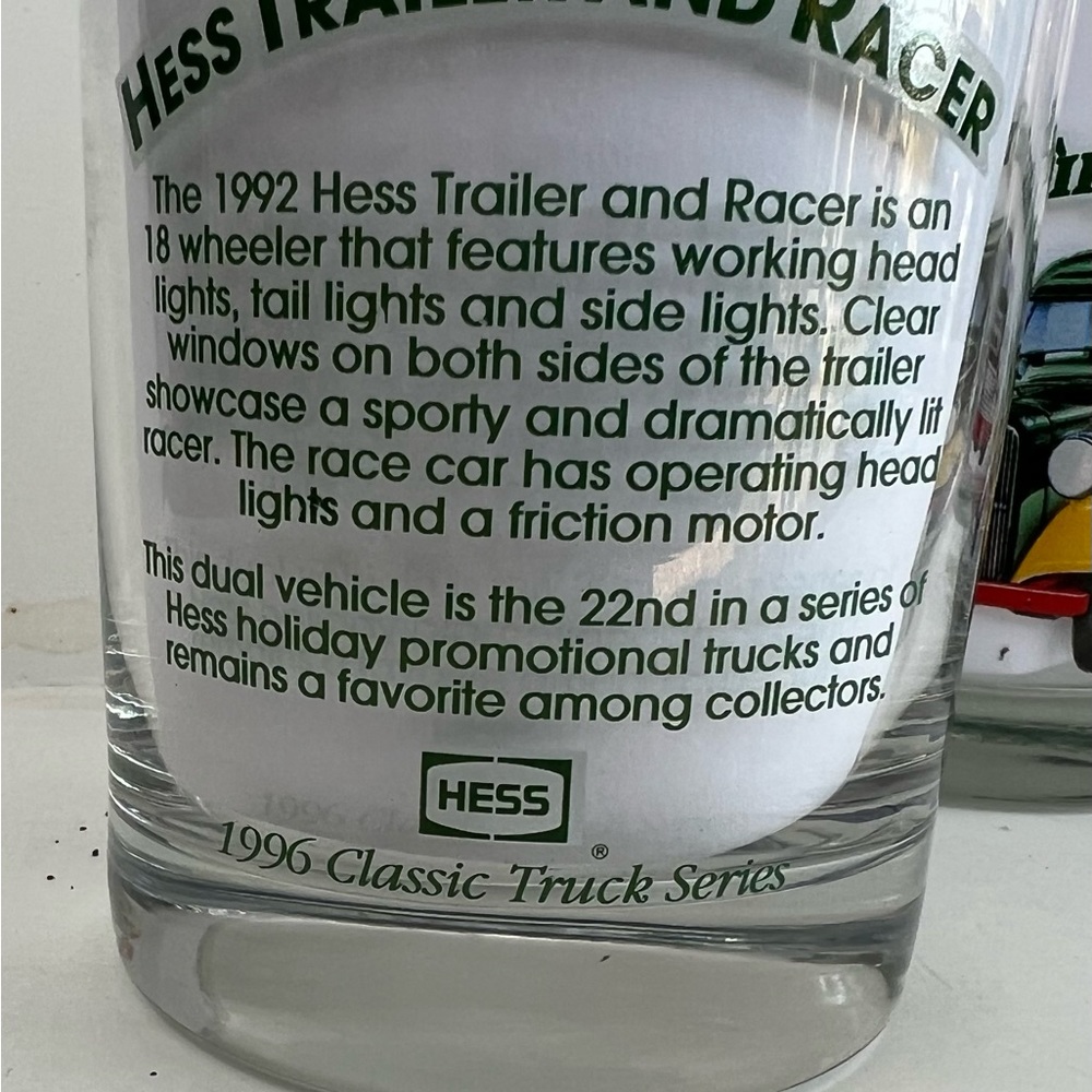 HESS Truck Glass Set - Picture 2 of 5